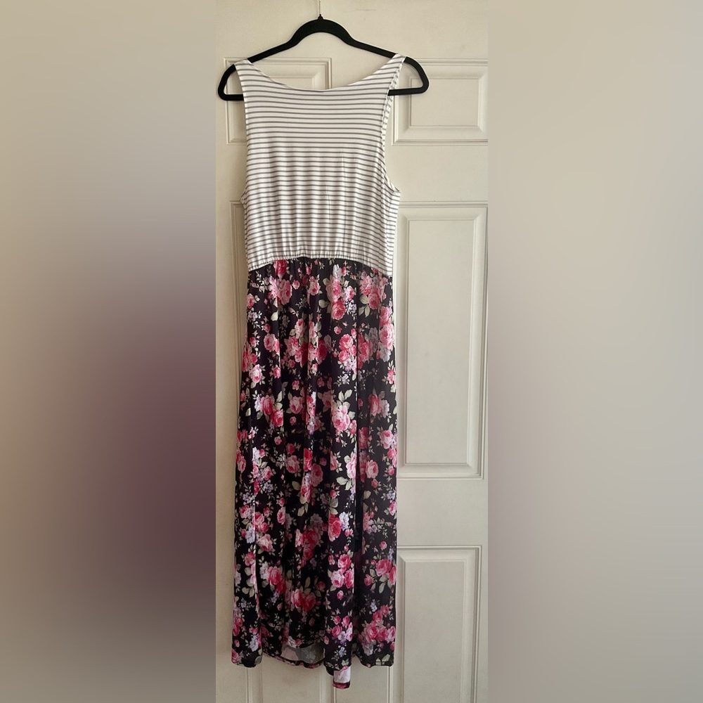 Striped & Floral Maxi Dress 🌸 Small - Picture 2 of 4